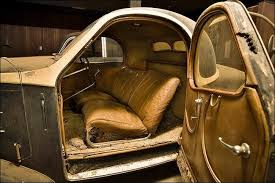 Rare 1937 Bugatti Atlante Found In British Garage Bugatti Barn Finds Classic Cars Bugatti Cars