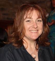 Diana Knapp's Instagram, Twitter & Facebook