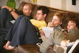 Passion for games & a good understanding of testing methodologies will make you a successful testing video games are equally challenging as the game tester needs to have solid writing skill, excellent communication skill, and the habit to keep. Am Lucrat Ca Game Tester In Romania Èi Am InÈeles De Ce N O SÄ MÄ ImbogÄÈesc NiciodatÄ Din Asta