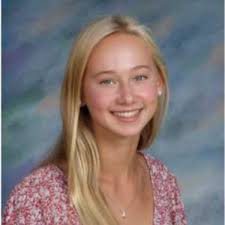 Katie Bloomer's Instagram, Twitter & Facebook