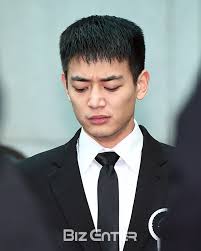 말년 병장과 이병으로 만난 찬혁＆민호 어색하게 서로 인사를 나눈 두 사람 군대에서 ＜아형＞을 보고 있을 민호에게 제대한 찬혁의. Bzí¬í†  ì¢…í˜„ ë°œì¸ ìƒ¤ì´ë‹ˆ ë¯¼í˜¸ ì•ˆíƒ€ê¹Œìš´ ì´ë³„ ì´íˆ¬ë°ì´