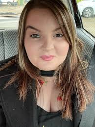 I love sasha and Ross, sasha bless her doesn't realise how beautiful she is  and how much Ross actually loves her , after there argument you could see  clear as day how