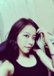 Lily Mohr's Instagram, Twitter & Facebook