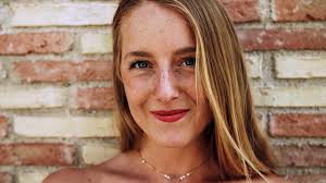 4K Log to color, grading example., Model @ellinoras , Stylist @franprzs