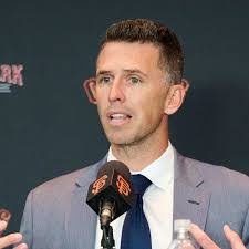 Shelley Posey's Instagram, Twitter & Facebook