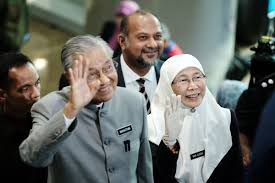 Kejayaan malaysia dalam bidang sukan. Gejolak Politik Tekan Ekonomi Malaysia Kabar24 Bisnis Com