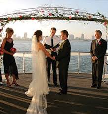 Treat Your Guests To A Cruise Around The Bay With A Unique Wedding On A Yacht With Hornblower Cruise Sanfrancisco Yacht Wedding Cruise Wedding Boat Wedding