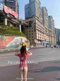 Luna000- redefining beauty with her empowered expression