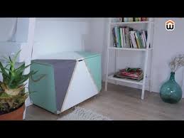 Fabriquer Un Coffre En Bois Diy Facile Youtube À la place de la peinture, vous pouvez aussi appliquer une lasure (un produit de finition qui protège le bois qui teinte légèrement le. fabriquer un coffre en bois diy facile