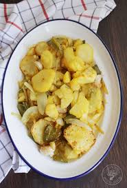 Las recetas de cocina andaluza son infinitas y deliciosas. Como Hacer Patatas A Lo Pobre Receta Muy Facil De Hacer Tradicional De La Cocina Andaluza Explicada C Recetas Con Patatas Faciles Recetas Con Patatas Patatas