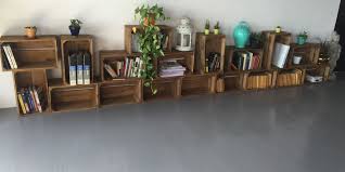Para ello cada uno de nosotros (integrantes del grupo)pintamos con. Diy Decora Tu Casa Con Cajas De Fruta De Madera Hidraulik I Alfombras Vinilicas Hidraulicas