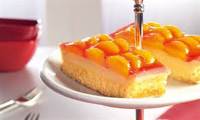 Mandarinen Kasekuchen Vom Blech Rezept In 2020 Kuchen Und Torten Lebensmittel Essen Kasekuchen Mit Mandarinen