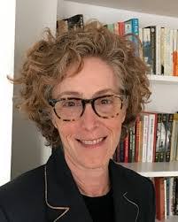 Jamie Bloom's Instagram, Twitter & Facebook