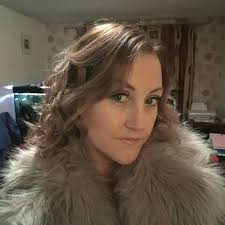 Cherry Walker (@cherryrwalker)