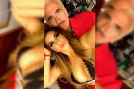 Novia de vicente fernandez jr exhibe la retaguardia con un micro short hot la verdad noticias from laverdadnoticias.com. Vicente Fernandez Jr Vuelve A Presumir A Su Joven Novia Entornointeligente
