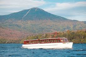 Ne York Lake Placid The "Doris" Sightseeing Boat
