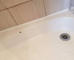 Steps to fix a chip in a fiberglass bathtub. Acrylic Bath Repair And Enamel Bath Repair Eager Beaver