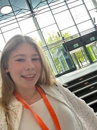 ℳ𝒶𝓍𝒾𝓂ℯ🪩🌸 (@maxime.leonice)