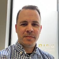 Thomas Riches's Instagram, Twitter & Facebook