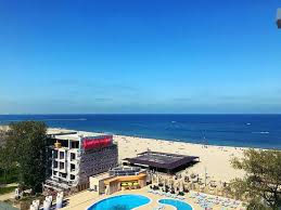 Автовокзал «autogara tracetrans» 2.4 км. Hotel Aurora Mamaia Community Facebook