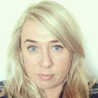 Lisa Horrocks's Instagram, Twitter & Facebook