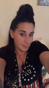 Hello, my name is Shaiela Phillips- johns, i'm 47 my mothers name was Gwen  castagna i was born in california, and im looking for my biological father,  i don't have very much