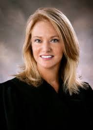 Melanie Sanford's Instagram, Twitter & Facebook