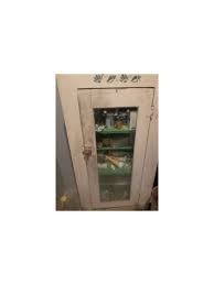 Diy medicine cabinet trashy mirror into medication cabinet redo she built the medicine cabinet box and victimized a 15 buck mirror inwards the frontall for 44 diy network has operating instructions. We Have A Really Old Medicine Cabinet I Want To Redo Suggestions