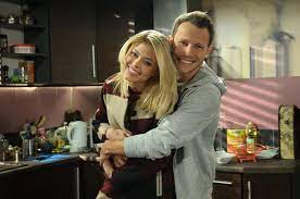 Oprócz roli jowity przynoszącą jej ogromną popularność, gwiazda może pochwalić się angażem w wielu ciekawych produkcjach oraz występem na deskach teatru. Pierwsza Milosc Jowita Wroci I Ukryje Sie Przed Radkiem U Kaski Zwiastun Super Express