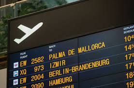 Maybe you would like to learn more about one of these? Erster Flieger Zur Urlaubsinsel Gestartet Das Sagen Mallorca Reisende Am Stuttgarter Flughafen Stuttgart Stuttgarter Zeitung