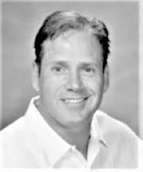 Melanie Gavin's Instagram, Twitter & Facebook