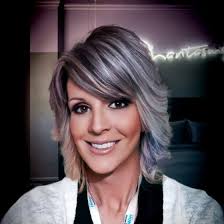 Nicole Capron's Instagram, Twitter & Facebook