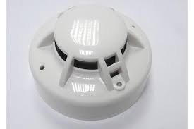 Two leds on each detector provide local 360° visible alarm indication. Conventional Photoelectric Smoke Alarm 24v 2 Wire 2 Wire Conventional Fire Detection Smoke Alarm Yt 102 9 50 Security Alarm Fire Alarm System Alarm System