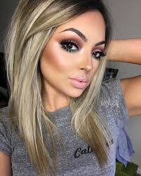 Darci Davis's Instagram, Twitter & Facebook