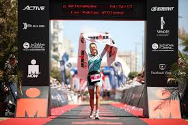 Découvrez ironman 70.3 des sables d'olonne 2019 sur molotov, l'app gratuite pour regarder la tv en direct et en replay. Ironman 70 3 Des Sables D Olonne Van Lierde Et Sanjana Ouvrent Le Palmares Trimag