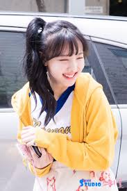 Twice Aesthetic On Twitter Nayeon Sunflower aesthetic artsy yellow flower field yellow theme twice themes nayeon themes nayeon icons guys aesthetic xanarchy aesthetic blue retro ramen food grunge korean boys flowers drinks fashion. twice aesthetic on twitter nayeon
