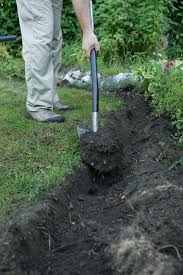 Viele jahrzehnte galt das gartenumgraben als notwendiges übel. Boden Umgraben Aber Richtig Diy Academy