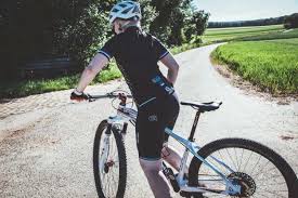 Schmerzende Sitzknochen Beim Radfahren Der Richtige Sattel