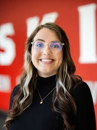 Amy Derose's Instagram, Twitter & Facebook