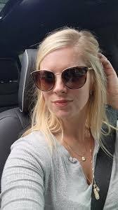 Brenda Shortt's Instagram, Twitter & Facebook