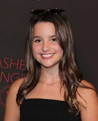 Asher Angel Reveals What Annie LeBlanc's 'A' Shaped Flowers ACTUALLY Stand  For!, annie leblanc and asher angel HD wallpaper