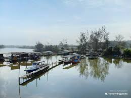 观赏不一样的民都鲁美丽风景 tommy ling photography 民都鲁城市繁杂老店和沙玛拉如工业园区 canal sarawak structures