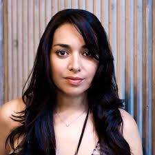 Stream C'est La Vie by Sandra Lima