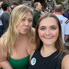 gameday love! #rollwave #hottytoddy #buttons #gamedaybuttons