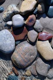 Common Beach Stone Identification Including Dolomite