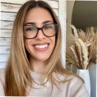 400+ perfis com “Mandy Avila”