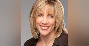 HDR's Maggie Walsh Installed as Chair of Women's Transportation Seminar  International Board