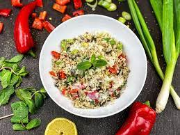 Hinsichtlich der gewichtsreduktion scheint diese ernährungsform beeindruckende erfolge zu feiern. Low Carb Couscous Salat Low Carb Blumenkohl Salat Rezept