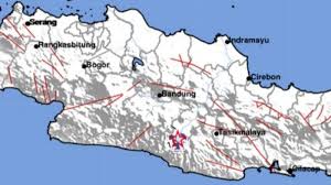 Gempa pandeglanghari ini, gempa banten hari ini gempa bumi magnitudo (m) 5,2 mengguncang pandeglang, banten. Info Gempa Terkini Minggu 27 06 21 Siang Berikut Magnitudo Dan Pusat Gempa Data Bmkg Tribun Manado