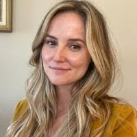 Holly Workman's Instagram, Twitter & Facebook